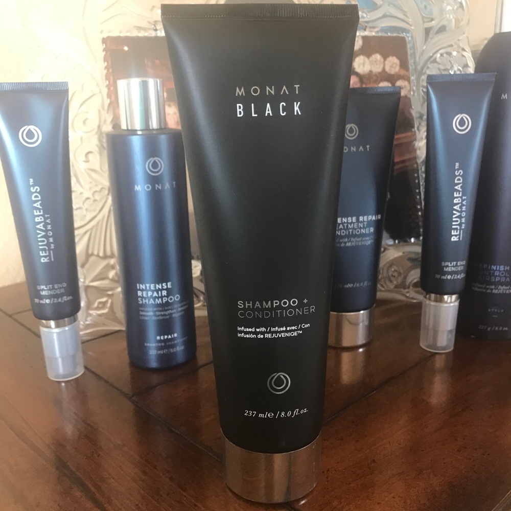 Monat Black 2 in 1 shampoo and conditioner